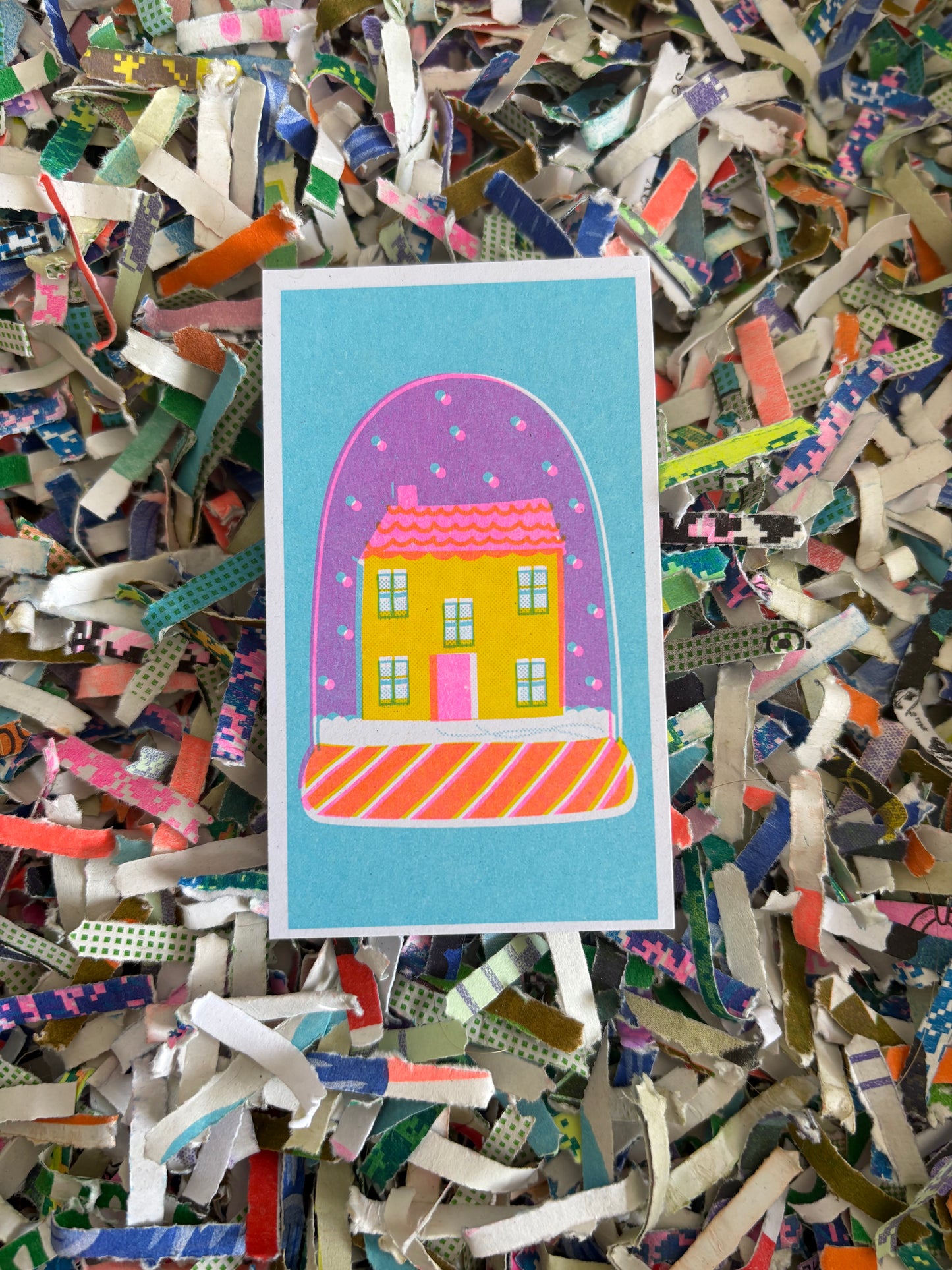 Home snowglobe